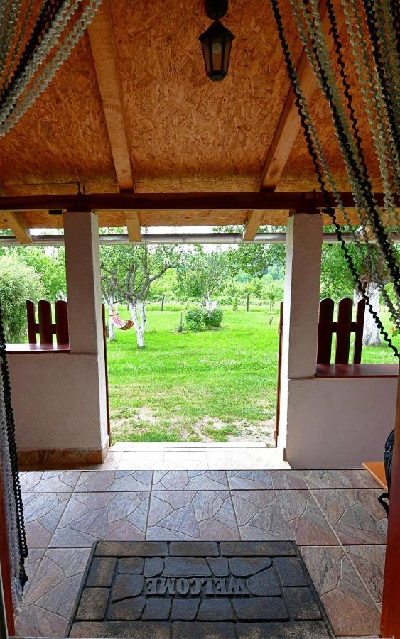 House Luna Rakovica Luaran gambar