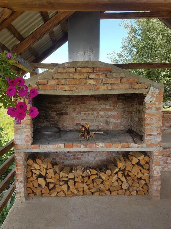 House Luna Rakovica Luaran gambar