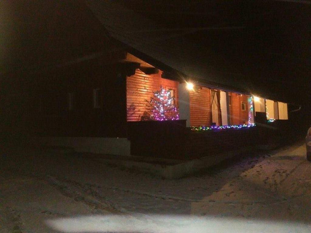 House Luna Rakovica Luaran gambar